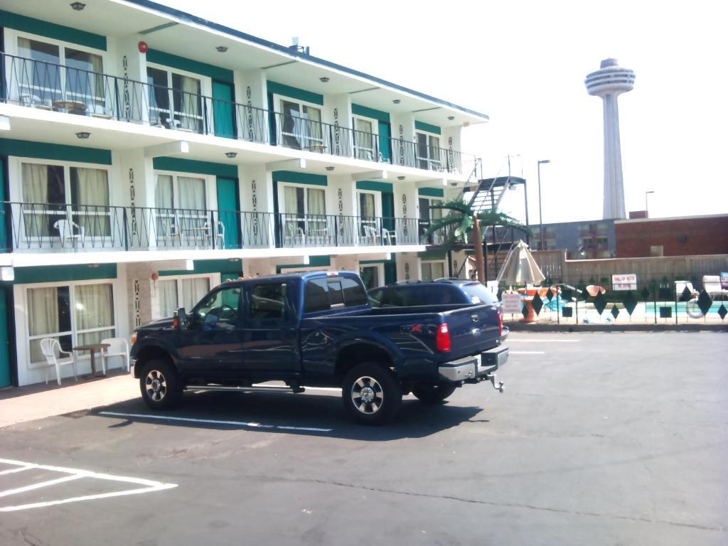 شلالات نياغارا Rainbow Motor Inn - Fallsview المظهر الخارجي الصورة